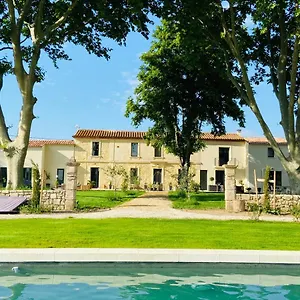 mas-des-2-platanes.fr-provencehotel.com/