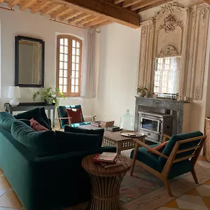 le-patio-darles.fr-provencehotel.com/